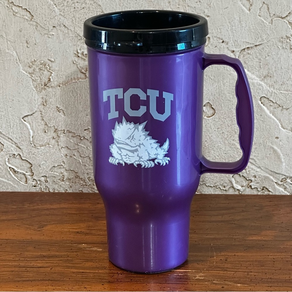 TCU Purple Plastic Travel Mug Tumbler with Horned Frog Logo and Handle